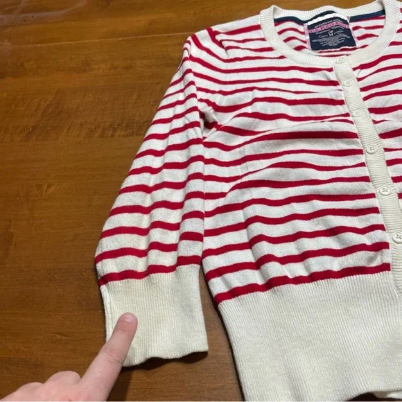 US Polo Assn- Vintage Red and White Striped Cardigan. Size Medium. - Picture 7 of 8